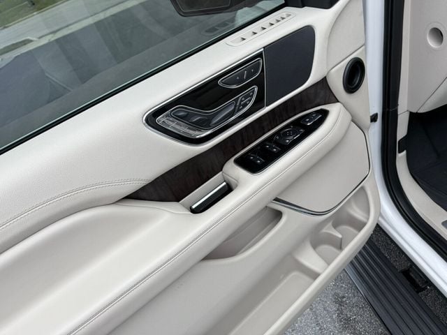 2019 Lincoln Navigator Reserve 4x4 - 22909961 - 41