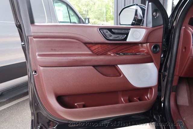 2019 Lincoln Navigator L Navigator L 4WD Black Label - 22886703 - 12