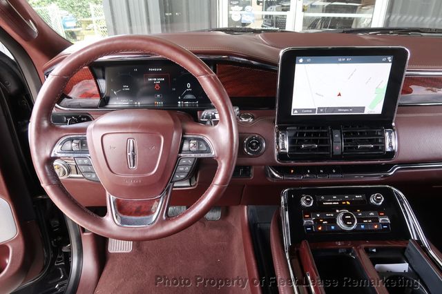 2019 Lincoln Navigator L Navigator L 4WD Black Label - 22886703 - 30