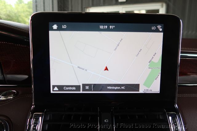 2019 Lincoln Navigator L Navigator L 4WD Black Label - 22886703 - 32