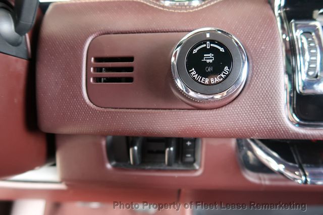 2019 Lincoln Navigator L Navigator L 4WD Black Label - 22886703 - 38