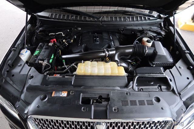 2019 Lincoln Navigator L Navigator L 4WD Black Label - 22886703 - 50