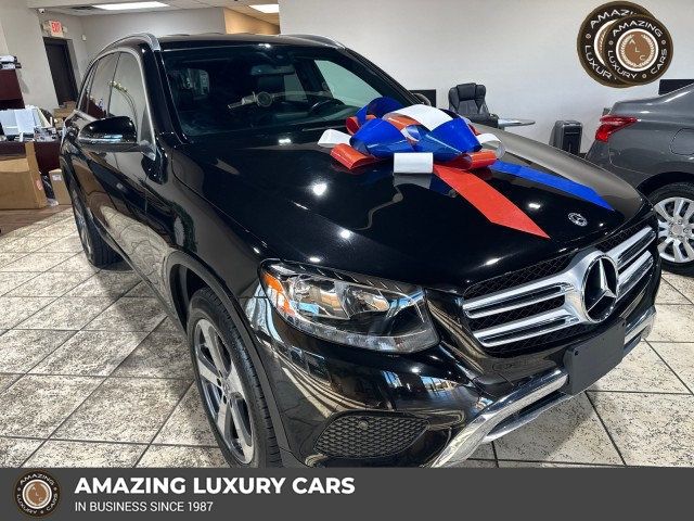 2019 Mercedes-Benz GLC GLC 300 4MATIC SUV - 21946379 - 0