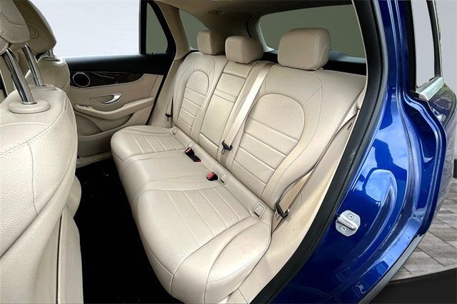 2019 Mercedes-Benz GLC GLC 300 4MATIC SUV - 22921812 - 16