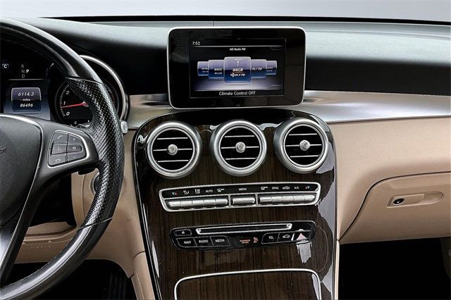 2019 Mercedes-Benz GLC GLC 300 4MATIC SUV - 22921812 - 23