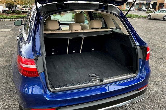 2019 Mercedes-Benz GLC GLC 300 4MATIC SUV - 22921812 - 34