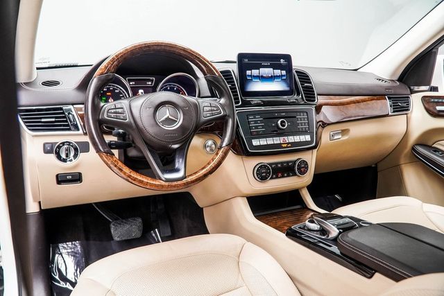 2019 Mercedes-Benz GLS GLS 550 4MATIC SUV - 22936657 - 4