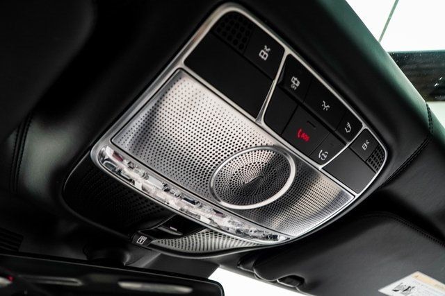 2019 Mercedes-Benz S-Class Maybach S 650 Sedan - 22931039 - 35