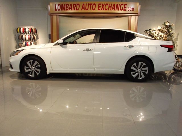 2019 Nissan Altima ONE OWNER  ALL WHEEL DRIVE  APPLE CAR PLAY  8" TOUCH SCREEN - 20603044 - 1