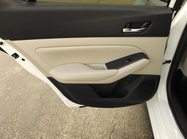 2019 Nissan Altima ONE OWNER  ALL WHEEL DRIVE  APPLE CAR PLAY  8" TOUCH SCREEN - 20603044 - 21