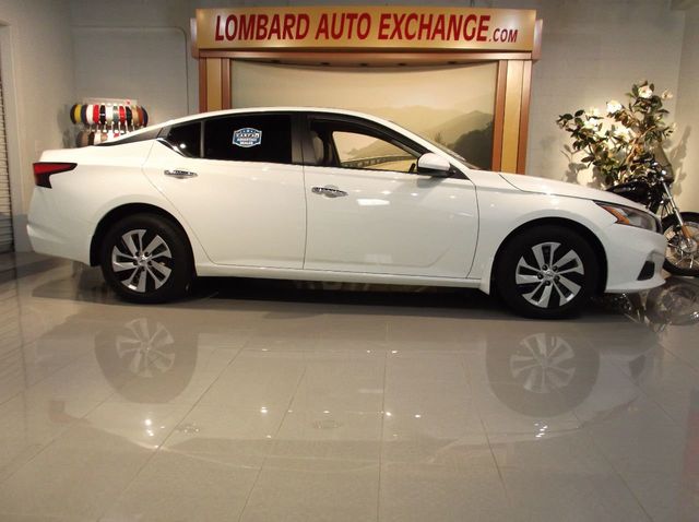 2019 Nissan Altima ONE OWNER  ALL WHEEL DRIVE  APPLE CAR PLAY  8" TOUCH SCREEN - 20603044 - 5