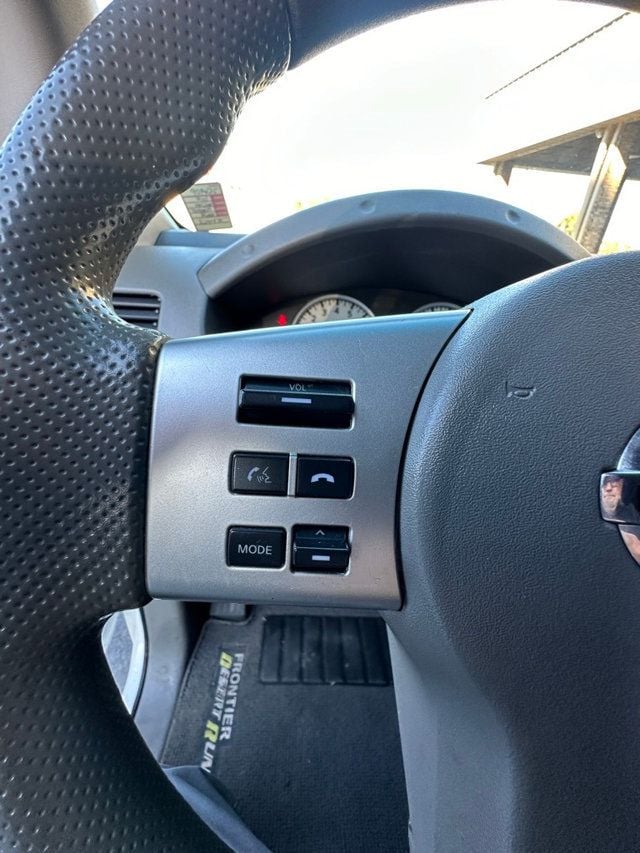 2019 Nissan Frontier Crew Cab 4x2 Desert Runner Automatic - 22389958 - 24