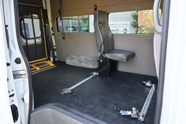 2019 Nissan NV Cargo NV2500 HD High Roof V6 S - 22871115 - 17