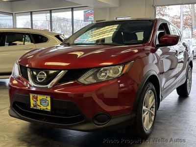 2019 Nissan Rogue Sport S's photo