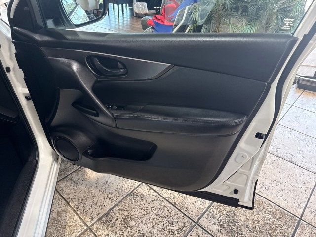 2019 Nissan Rogue Sport FWD S - 22925806 - 25
