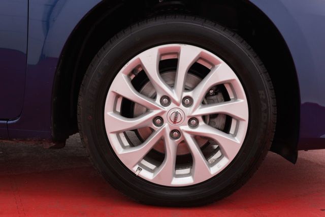 2019 Nissan Sentra  - 20702004 - 25