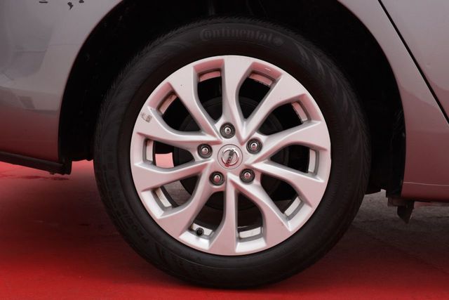 2019 Nissan Sentra  - 20920338 - 24