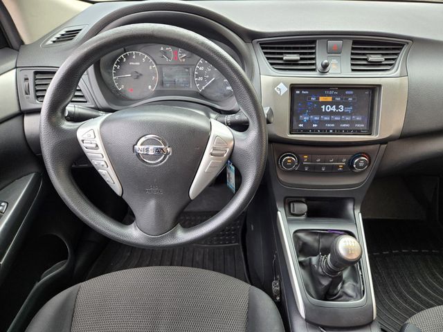 2019 Nissan Sentra S Manual - 22932215 - 9
