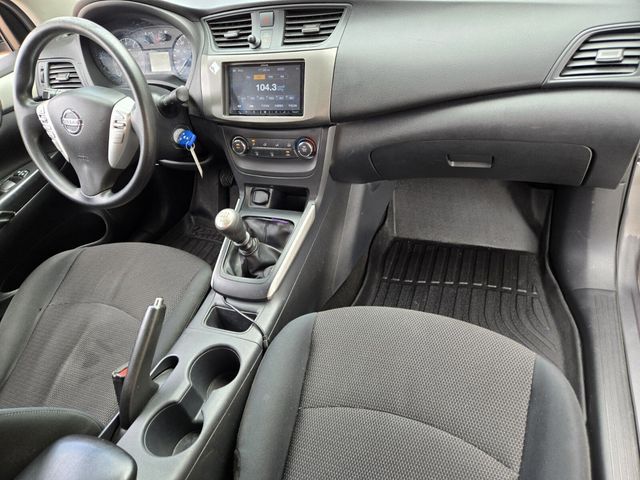 2019 Nissan Sentra S Manual - 22932215 - 13