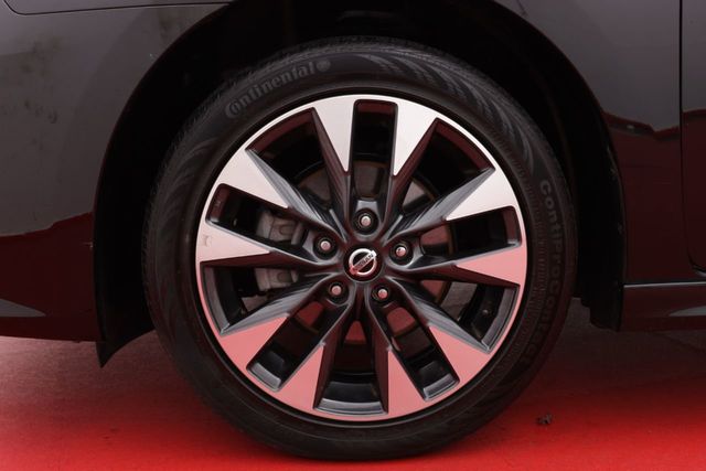 2019 Nissan Sentra SR CVT - 20702009 - 23