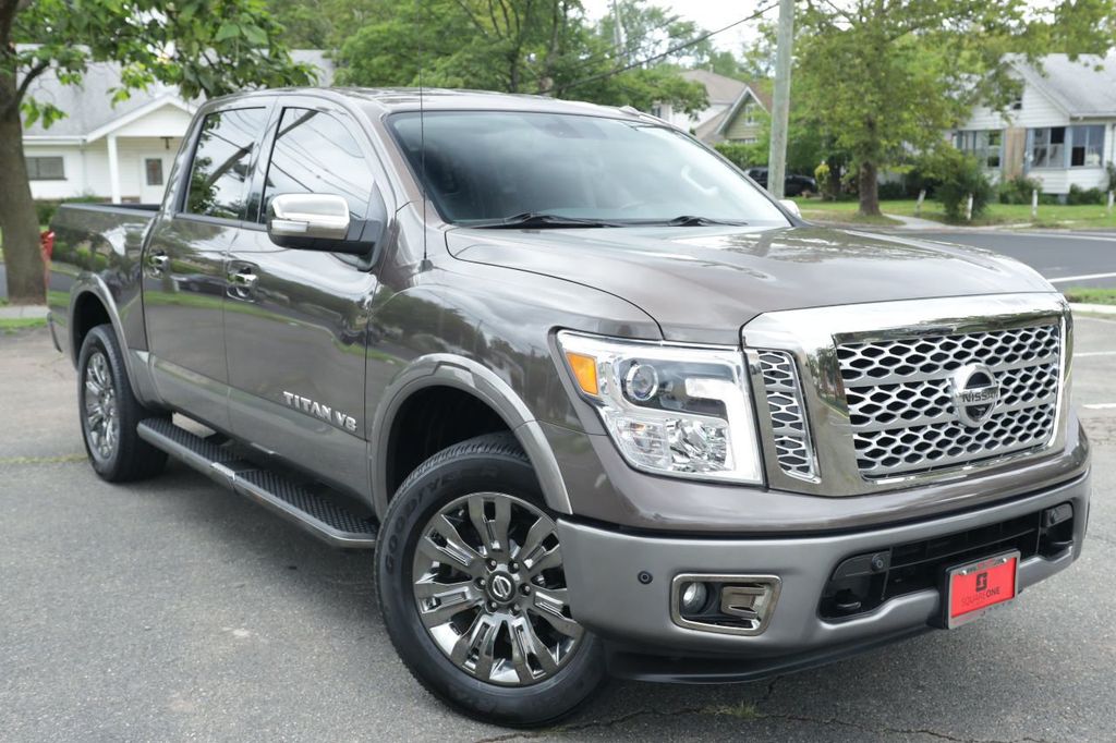 2019 Nissan Titan 4x4 Crew Cab Platinum Reserve - 20964035 | Video 1