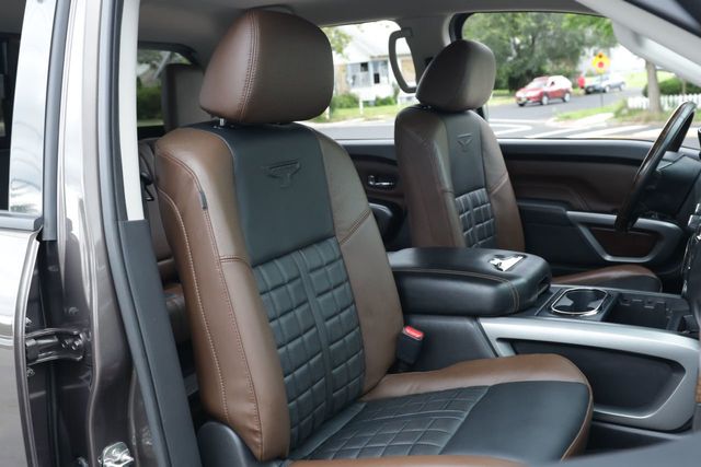 2019 Nissan Titan 4x4 Crew Cab Platinum Reserve - 20964035 - 15