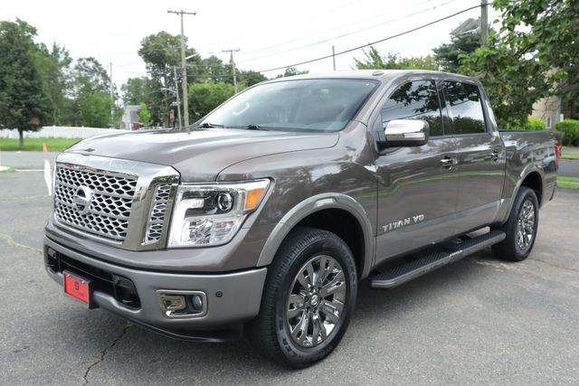 2019 Nissan Titan 4x4 Crew Cab Platinum Reserve - 20964035 - 2