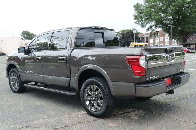 2019 Nissan Titan 4x4 Crew Cab Platinum Reserve - 20964035 - 4