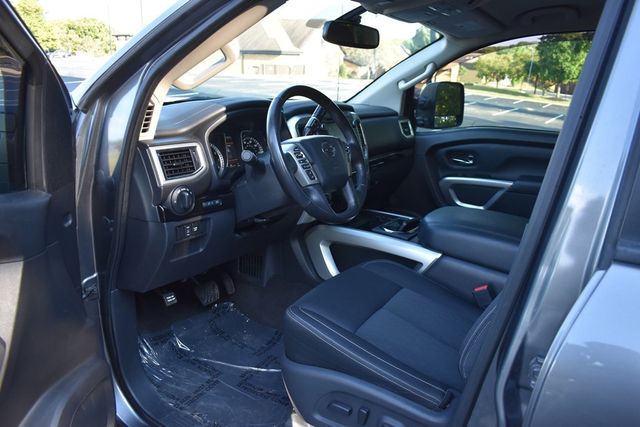 2019 Nissan Titan 4x4 Crew Cab SV - 22918972 - 29