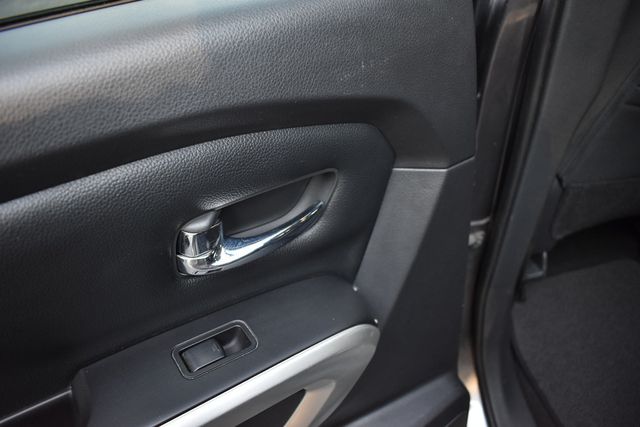 2019 Nissan Titan 4x4 Crew Cab SV - 22918972 - 34
