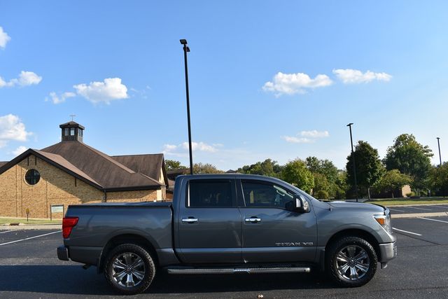 2019 Nissan Titan 4x4 Crew Cab SV - 22918972 - 57