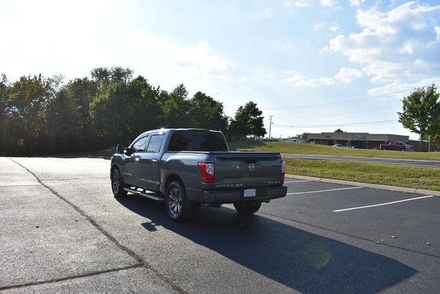 2019 Nissan Titan 4x4 Crew Cab SV - 22918972 - 62