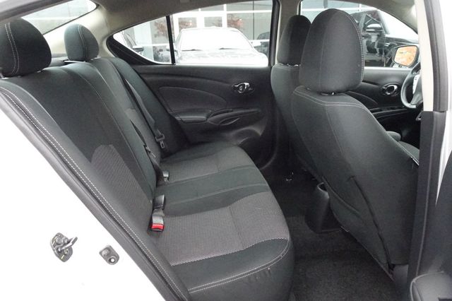 2019 Nissan Versa Sedan SV CVT - 22937616 - 10