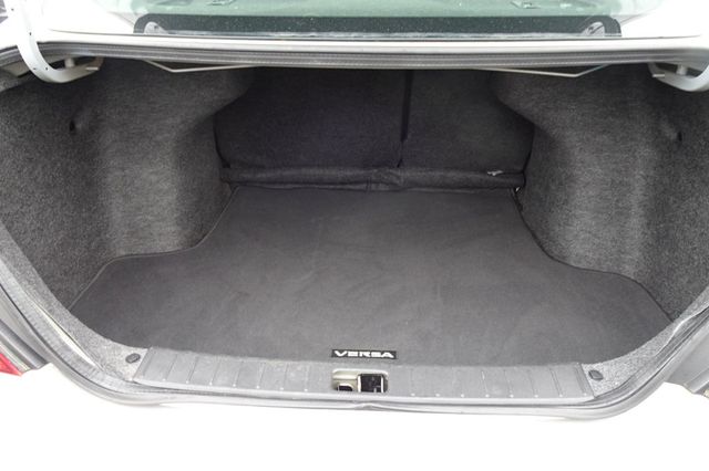 2019 Nissan Versa Sedan SV CVT - 22937616 - 12