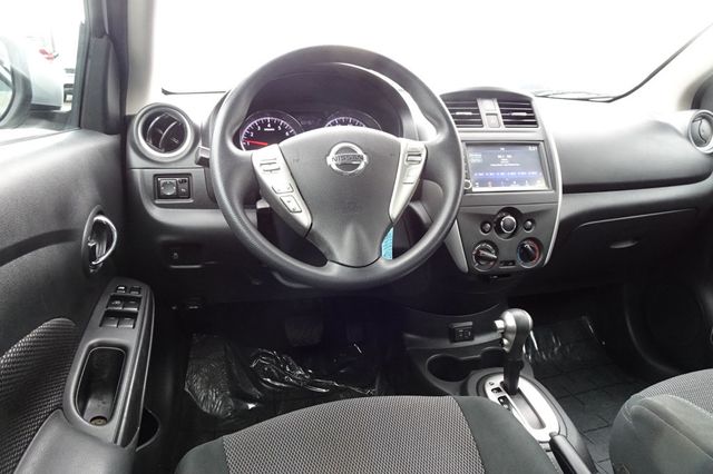 2019 Nissan Versa Sedan SV CVT - 22937616 - 13