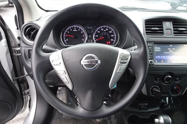 2019 Nissan Versa Sedan SV CVT - 22937616 - 16