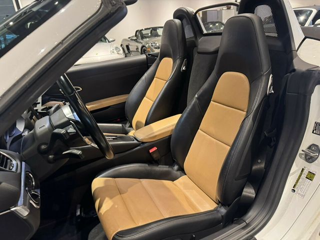 2019 Porsche 718 Boxster Roadster/HtdSeats/HtdSteerWheel/AppleCarplay/LaneChangeAssist - 22936626 - 10