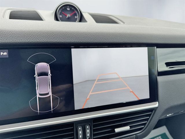 2019 Porsche Cayenne   - 22885209 - 18