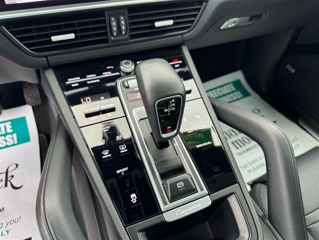 2019 Porsche Cayenne   - 22885209 - 19