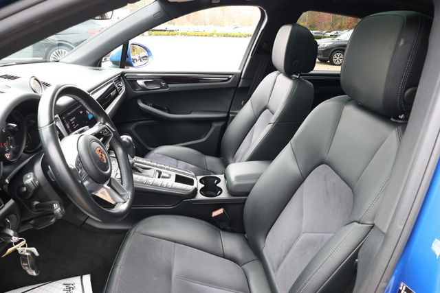 2019 Porsche Macan AWD - 22939882 - 19