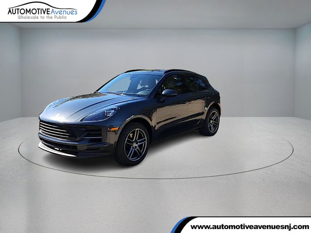 2019 Porsche Macan AWD with Premium Package Plus and 20'' Turbo Wheels - 22934664 - 0