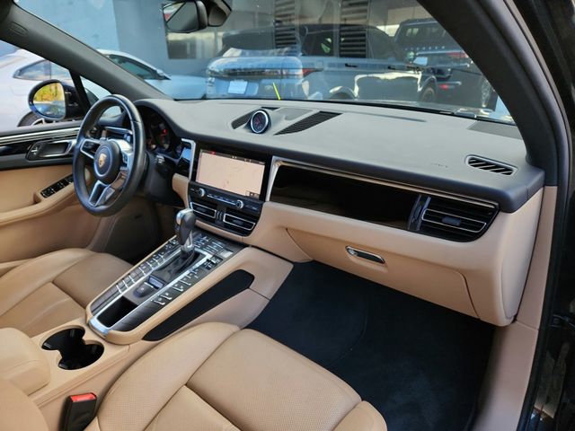 2019 Porsche Macan AWD with Premium Package Plus and 20'' Turbo Wheels - 22934664 - 12