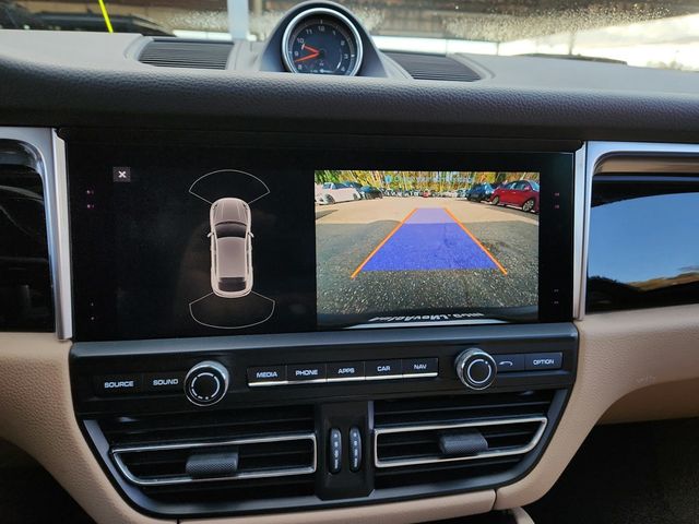 2019 Porsche Macan AWD with Premium Package Plus and 20'' Turbo Wheels - 22934664 - 17