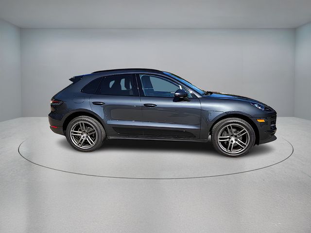 2019 Porsche Macan AWD with Premium Package Plus and 20'' Turbo Wheels - 22934664 - 4