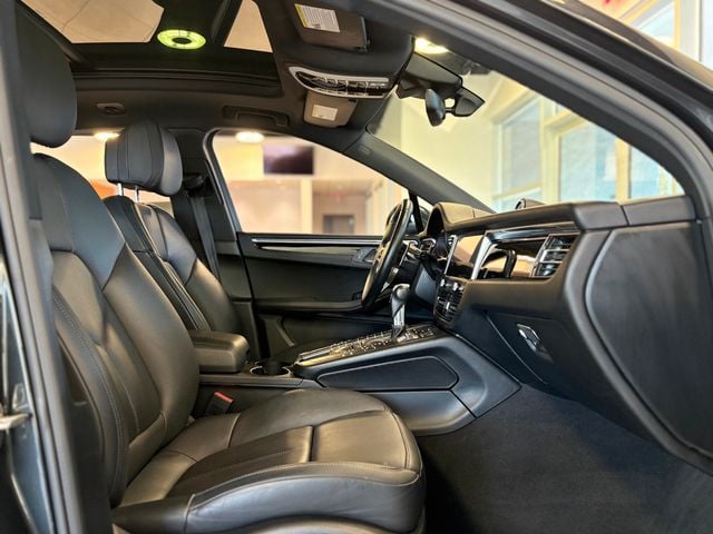 2019 Porsche Macan S AWD - 22932088 - 16