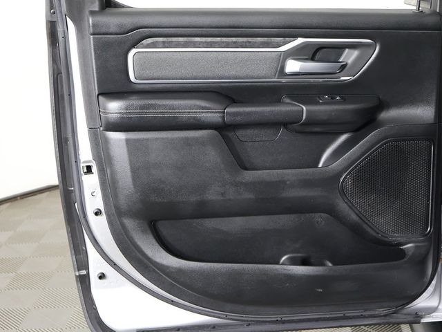 2019 Ram 1500 Big Horn/Lone Star 4x4 Crew Cab 5'7" Box - 22924936 - 23