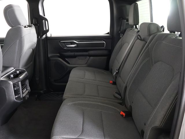 2019 Ram 1500 Big Horn/Lone Star 4x4 Crew Cab 5'7" Box - 22924936 - 32