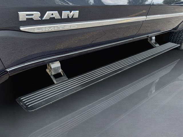 2019 Ram 1500 Limited 4x4 Crew Cab 5'7" Box - 22937390 - 11