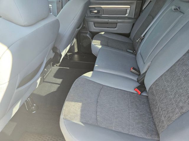 2019 Ram 1500 Classic  - 22929857 - 13