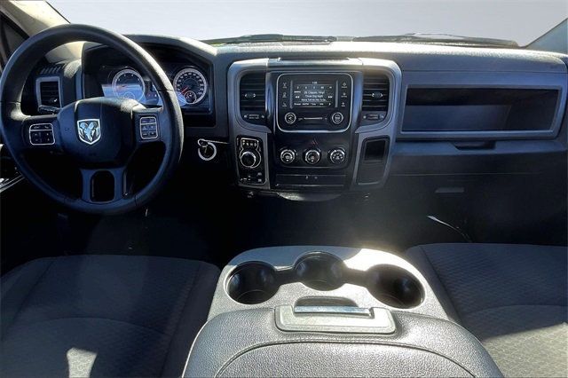 2019 Ram 1500 Classic Express 4x4 Quad Cab 6'4" Box - 22927174 - 16